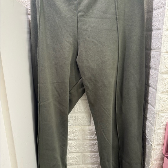 Avia Olive Fleece Joggers - Picture 4 of 4